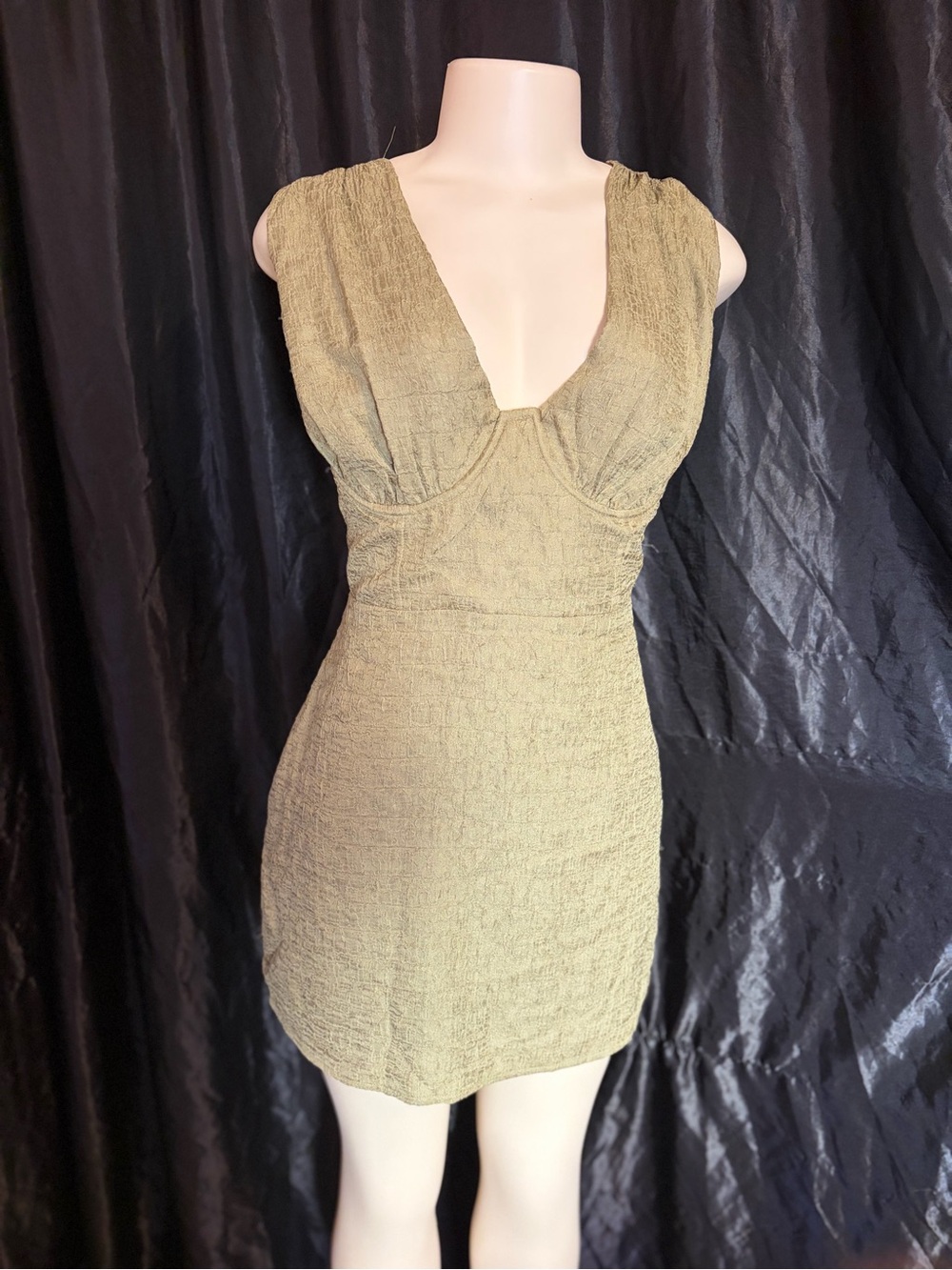 Le Lis Olive Green V-Neck Textured Mini Dress